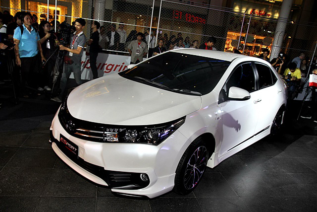 Toyota Altis ESport Nurburgring Edition 2015 Toyota Altis ESport Nurburgring Edition 2015