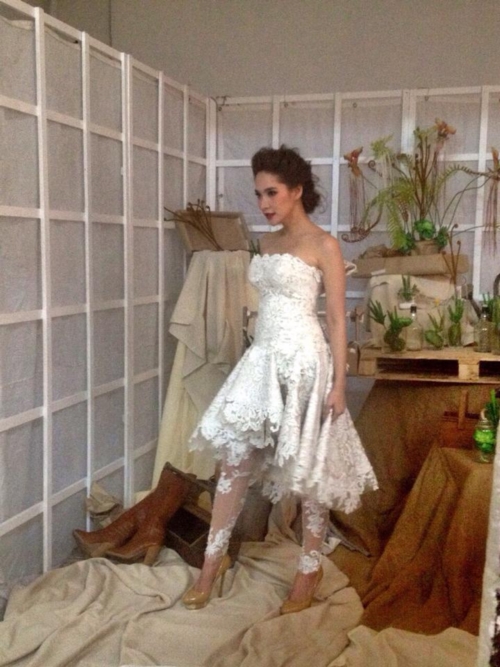 พลอย เฌอมาลย์ ในชุดเจ้าสาวสไตล์สวยหรู ถ่ายแบบ WE Magazine พลอย เฌอมาลย์ ในชุดเจ้าสาวสไตล์สวยหรู ถ่ายแบบ WE Magazine