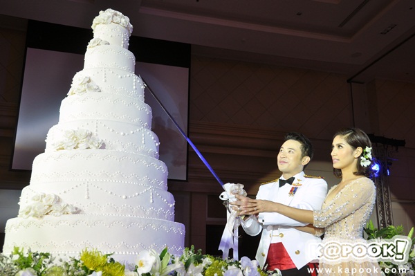 เบนซ์ มิค แต่งงาน เบนซ์ มิค แต่งงาน