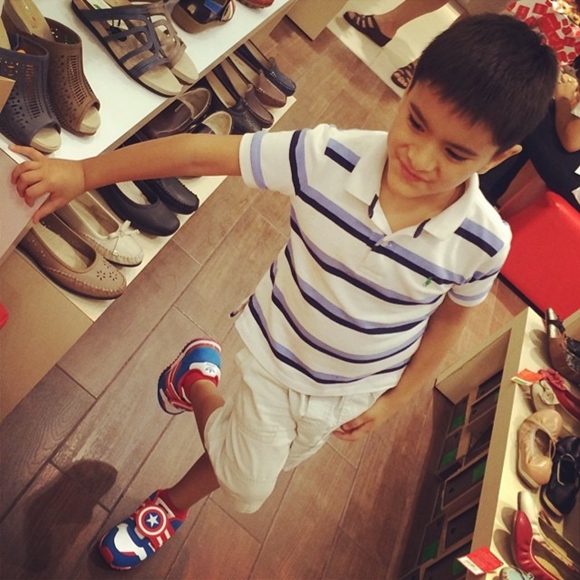 น้องนัท หลานชาย โอ อนุชิต น้องนัท หลานชาย โอ อนุชิต