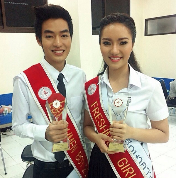 ดาว เดือน มศว 57 ดาว เดือน มศว 57
