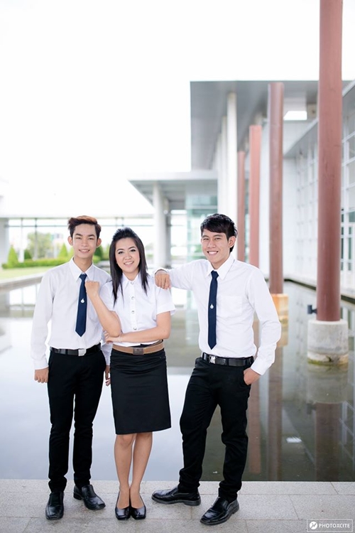 เผยโฉม หนุ่มหล่อ สาวสวย ผู้นำเชียร์ ม.อ. 57 เผยโฉม หนุ่มหล่อ สาวสวย ผู้นำเชียร์ ม.อ. 57