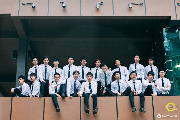 เผยโฉม หนุ่มหล่อ สาวสวย ผู้นำเชียร์ ม.อ. 57 เผยโฉม หนุ่มหล่อ สาวสวย ผู้นำเชียร์ ม.อ. 57