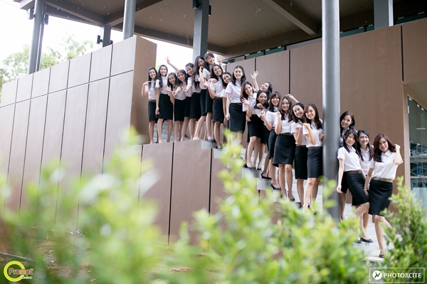 เผยโฉม หนุ่มหล่อ สาวสวย ผู้นำเชียร์ ม.อ. 57 เผยโฉม หนุ่มหล่อ สาวสวย ผู้นำเชียร์ ม.อ. 57