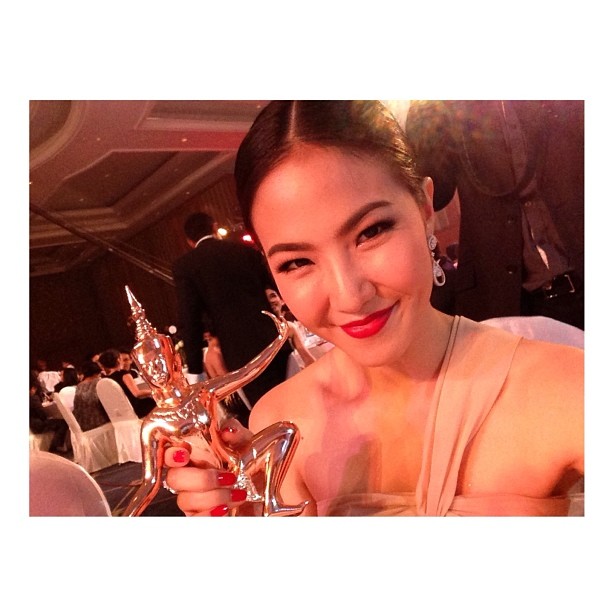 นุ่น ศิรพันธ์-ณเดชน์ ซิวดารายอดเยี่ยม ขุนศึก คว้าละครยอดเยี่ยม รางวัลนาฏราช 2555