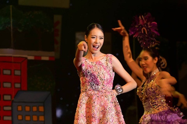 ประมวลภาพการประกวด ดาว เดือน มหาวิทยาลัยเชียงใหม่ 2556