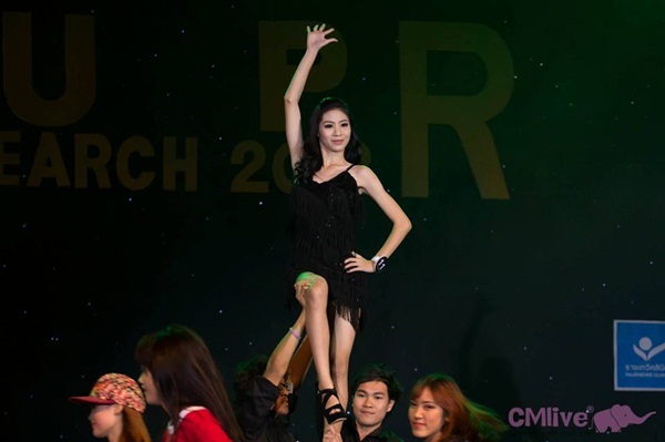 ประมวลภาพการประกวด ดาว เดือน มหาวิทยาลัยเชียงใหม่ 2556