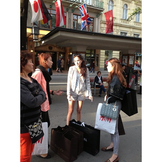 โฟร์ ศกลรัตน์ เที่ยวยุโรปกับครอบครัว ในแบบอบอุ่น