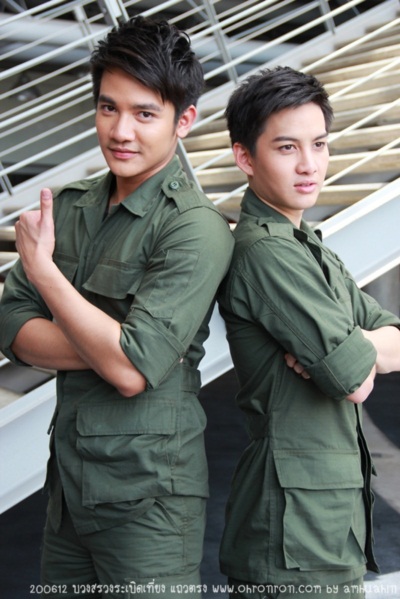 ครึกครื้น! กอล์ฟ-เต้ย นำทีมบวงสรวง ระเบิดเที่ยงแถวตรง