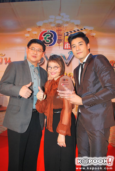 จัดเต็ม! งานเลี้ยง วันแรงเงาแห่งชาติ นักแสดงเข้าร่วมคับคั่ง