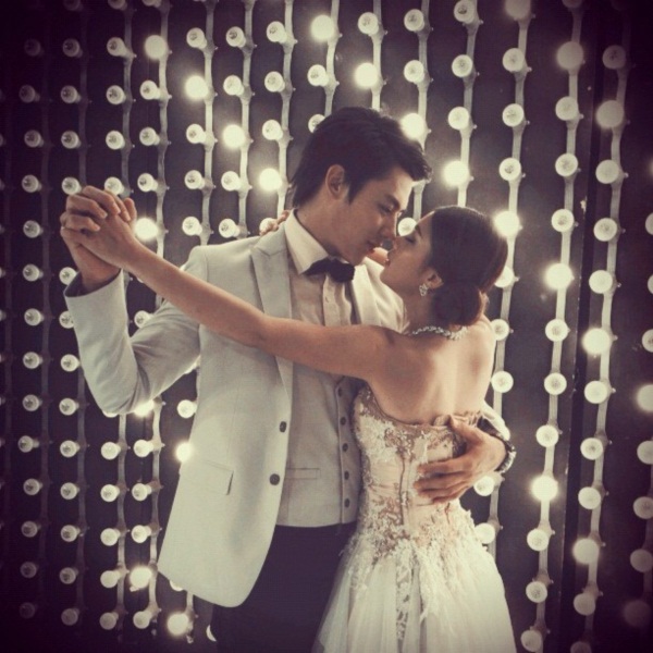 ภาพเบื้องหลัง ปัญญาชนก้นครัว ฮา ๆ ปนน่ารัก