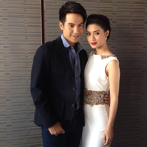 โป๊ป มิว กับภาพคู่สุดหวานชวนจิ้น เบื้องหลังละครรักออกฤทธิ์ โป๊ป มิว กับภาพคู่สุดหวานชวนจิ้น เบื้องหลังละครรักออกฤทธิ์