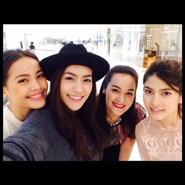 คิมเบอร์ลี่ มาร์กี้ ญาญ่า นาตาลี คิมเบอร์ลี่ มาร์กี้ ญาญ่า นาตาลี