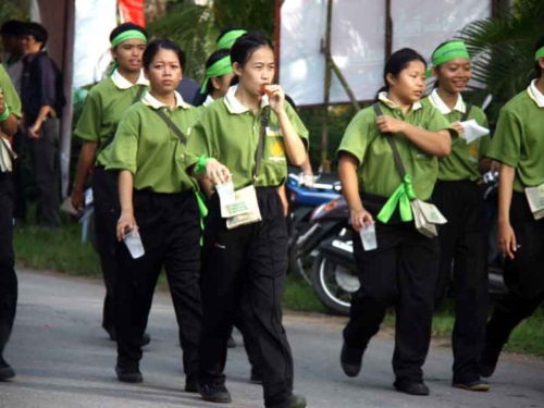 แม่โจ้ จัดงานเดิน-วิ่งการกุศลแม่โจ้-สันทราย 2555