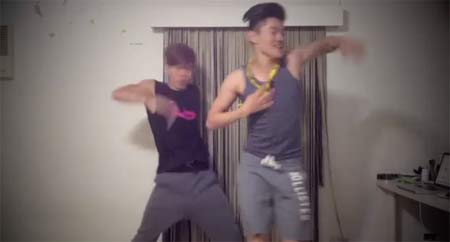 แรงฉุดไม่อยู่! วัยรุ่นไทย-เทศ แห่เต้นเพลง รักต้องเปิด (แน่นอก) อัพลงยูทูบ