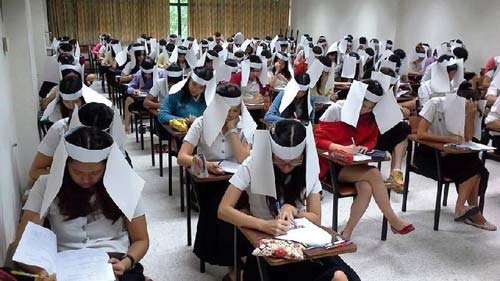 ม.เกษตรฯ แจงภาพนิสิตสวมหมวกกระดาษ กันลอกข้อสอบ แค่เรื่องขำ ๆ