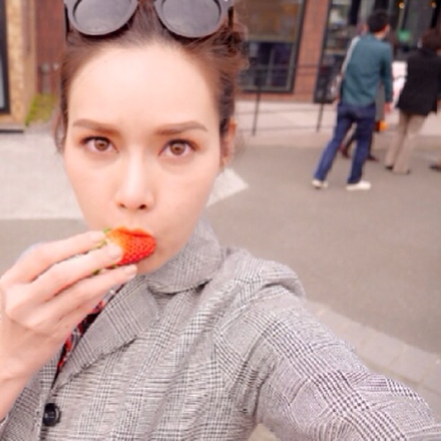 หญิง รฐา - น้อย โพธิ์งาม ญี่ปุ่น หญิง รฐา - น้อย โพธิ์งาม ญี่ปุ่น