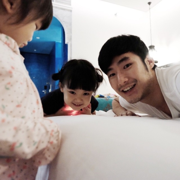 บอย ปกรณ์ ยกครอบครัวฉัตรบริรักษ์ ฉลองวันเกิดน้องวันใหม่ที่หัวหิน บอย ปกรณ์ ยกครอบครัวฉัตรบริรักษ์ ฉลองวันเกิดน้องวันใหม่ที่หัวหิน
