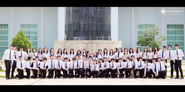 เผยโฉม หนุ่มหล่อ สาวสวย ผู้นำเชียร์ ม.อ. 57 เผยโฉม หนุ่มหล่อ สาวสวย ผู้นำเชียร์ ม.อ. 57