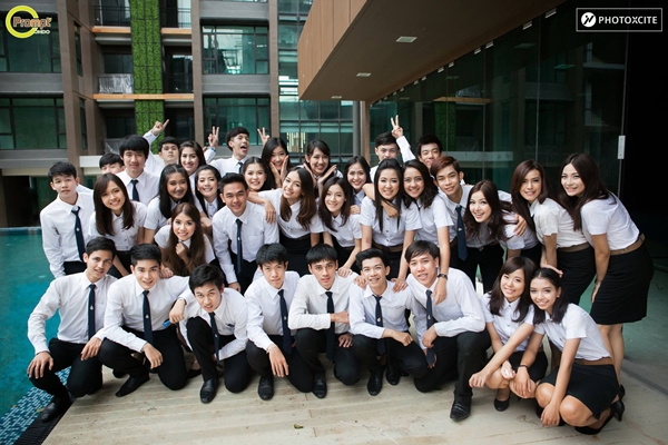 เผยโฉม หนุ่มหล่อ สาวสวย ผู้นำเชียร์ ม.อ. 57 เผยโฉม หนุ่มหล่อ สาวสวย ผู้นำเชียร์ ม.อ. 57