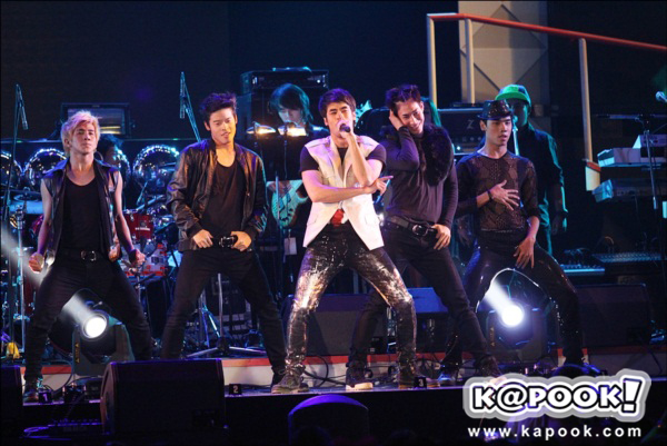 คอนเสิร์ต 3 ทหารเสือสาว limited edition live show จัดหนักความสนุก