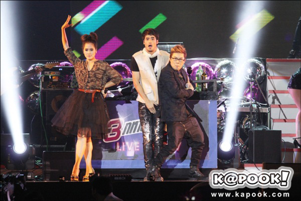 คอนเสิร์ต 3 ทหารเสือสาว limited edition live show จัดหนักความสนุก