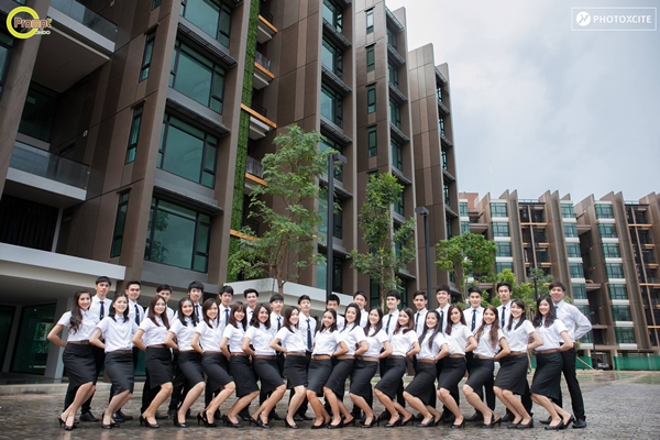 เผยโฉม หนุ่มหล่อ สาวสวย ผู้นำเชียร์ ม.อ. 57 เผยโฉม หนุ่มหล่อ สาวสวย ผู้นำเชียร์ ม.อ. 57
