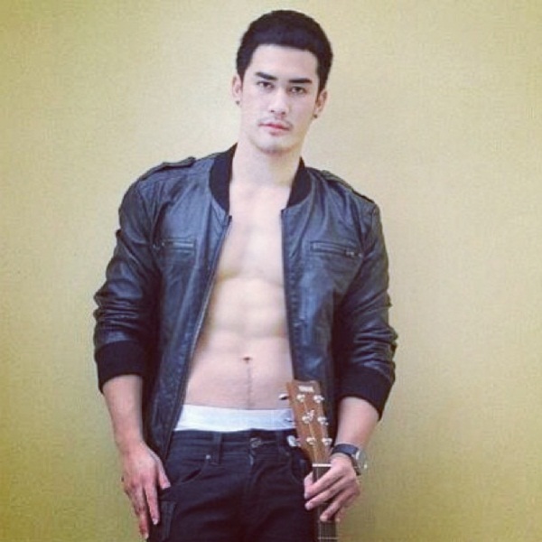 ดิว The Star 9 โต้ข่าวกิ๊ก แทนไท ยันไม่ได้เป็นเกย์