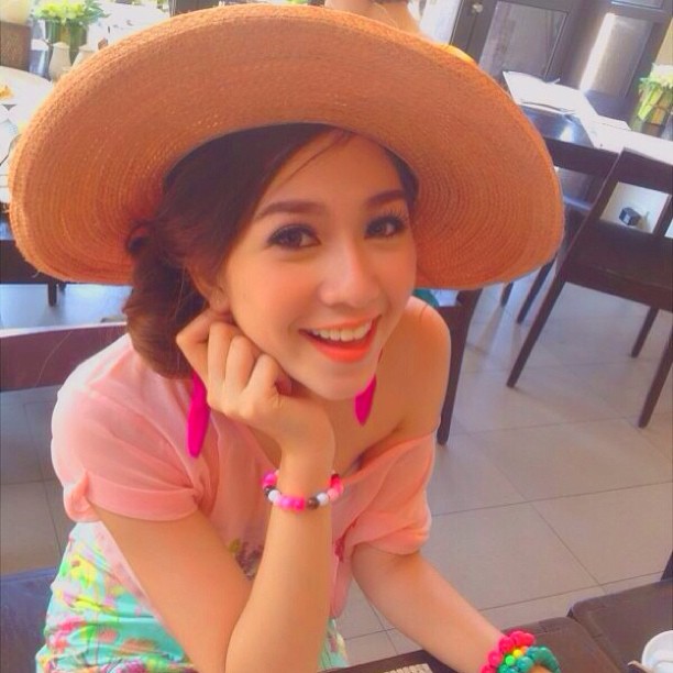 จูน สตอเบอรี่ชีสเค้ก เป็นแฟน โป๊ป ธนวรรธน์