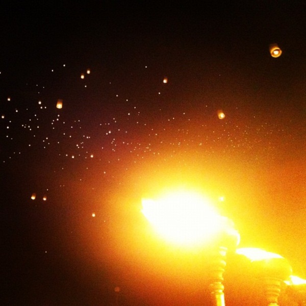 เก็บตกบรรยากาศลอยกระทง ณ ธุดงคสถานล้านนา