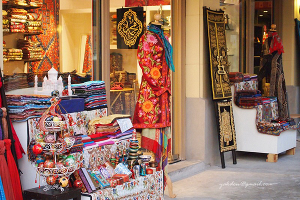 เอเชียทีค เดอะริเวอร์ฟร้อนท์ ร้านค้าในเอเชียทีค เดอะริเวอร์ฟร้อนท์