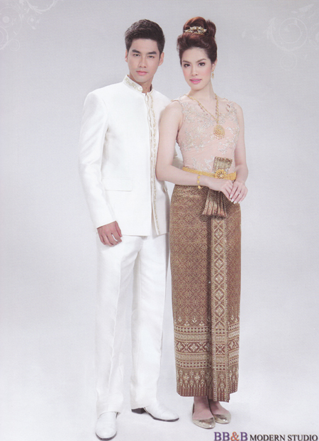 ชุดไทยแต่งงาน สร้างความสง่างามให้เจ้าบ่าว-สาว