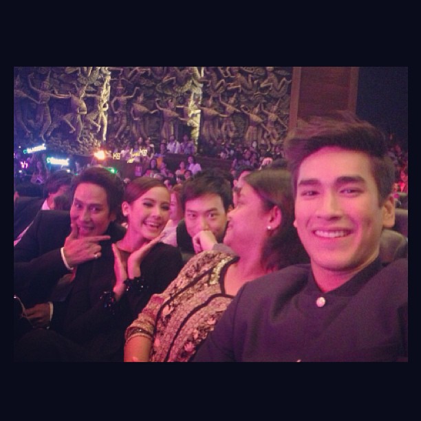 น่าอิจฉา! ญาญ่า ท่ามกลาง 3 โกโบริ เบิร์ด-บี้-ณเดชน์