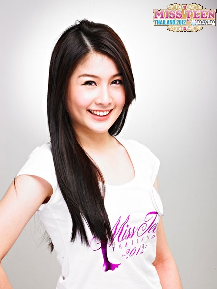 เผยโฉม 50 สาววัยใส เวทีมิสทีนไทยแลนด์ 2012