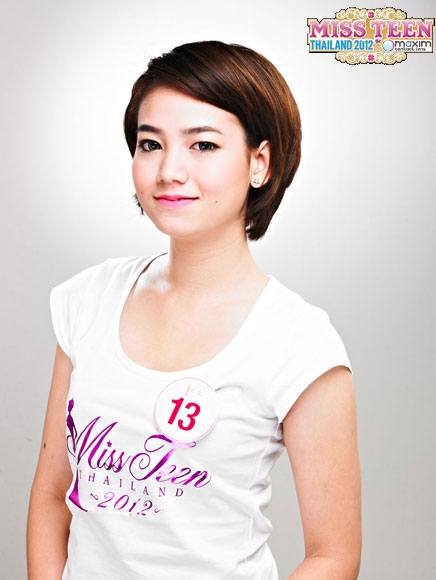 เผยโฉม 50 สาววัยใส เวทีมิสทีนไทยแลนด์ 2012