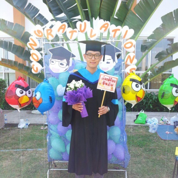 ปลื้ม! เขื่อน-จงเบ เคโอติก รับปริญญาแล้ว