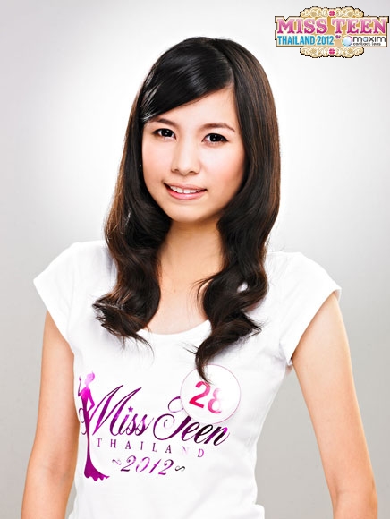 เผยโฉม 50 สาววัยใส เวทีมิสทีนไทยแลนด์ 2012