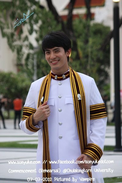 ยินดีด้วยจ้า... สน ยุกต์ รับปริญญา วิศวะ จุฬาฯ