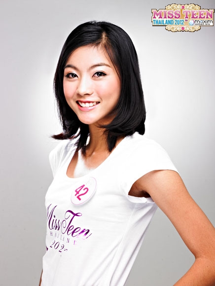 เผยโฉม 50 สาววัยใส เวทีมิสทีนไทยแลนด์ 2012