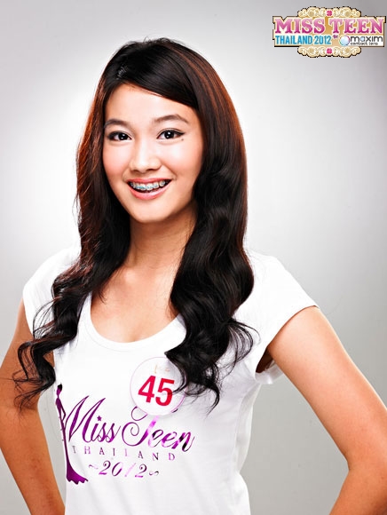 เผยโฉม 50 สาววัยใส เวทีมิสทีนไทยแลนด์ 2012