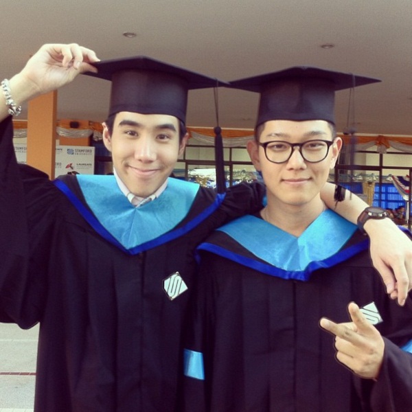 ปลื้ม! เขื่อน-จงเบ เคโอติก รับปริญญาแล้ว