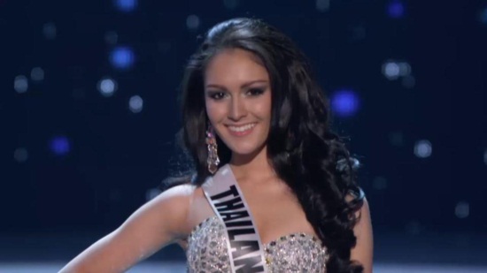 น้องริด้า อวดโฉมชุดว่ายน้ำ-ชุดราตรี เวทีมิสยูนิเวิร์ส 2012