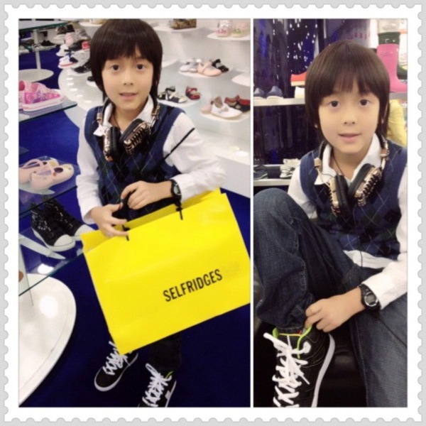 ฟลุค ควง อชิ นาตาลี ช็อปปิ้งลั้นลาในอังกฤษ