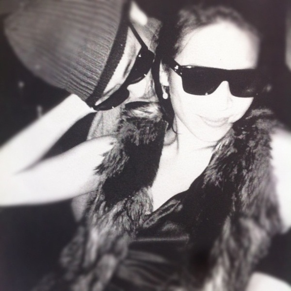 หวานอ่ะ! แคล แคลอรีน นักร้องสุดเปรี้ยว สวีตกับแฟนหนุ่มหุ่นล่ำ