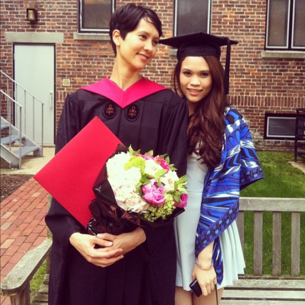 ญารินดา บัณฑิตหมาด ๆ จากมหาวิทยาลัย ฮาร์วาร์ด