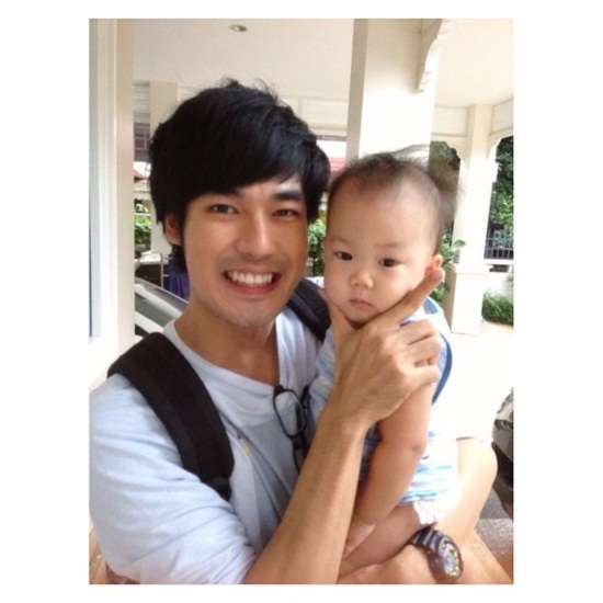 บอย ปกรณ์ ใจบุญ รับเด็กมาอุปการะ ตั้งชื่อ น้องวันใหม่