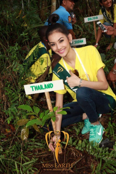 น้องมายด์ คว้าเหรียญทองชุดประจำชาติ Miss Earth 2012