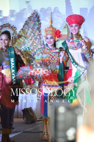 น้องมายด์ คว้าเหรียญทองชุดประจำชาติ Miss Earth 2012