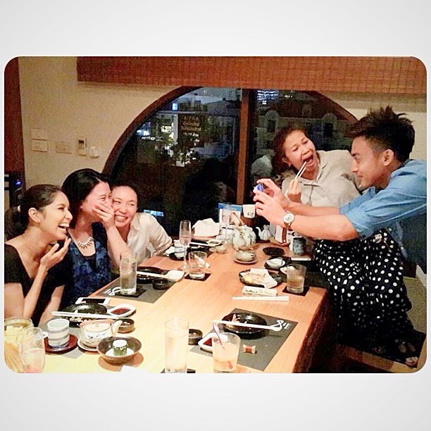 ปาร์ตี้เฮฮา รวมซุป\'ตาร์ดาราช่อง 3 ปาร์ตี้เฮฮา รวมซุป\'ตาร์ดาราช่อง 3