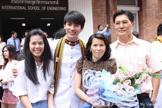 ยินดีด้วยจ้า... สน ยุกต์ รับปริญญา วิศวะ จุฬาฯ